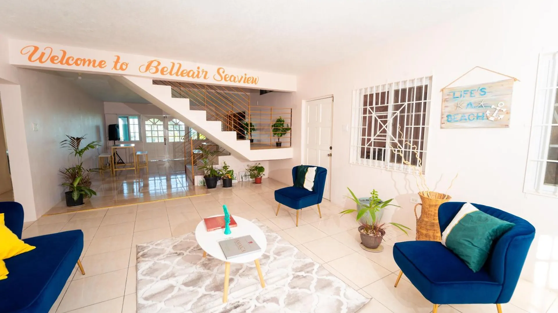 Bell Air Seaview Hotel Runaway Bay